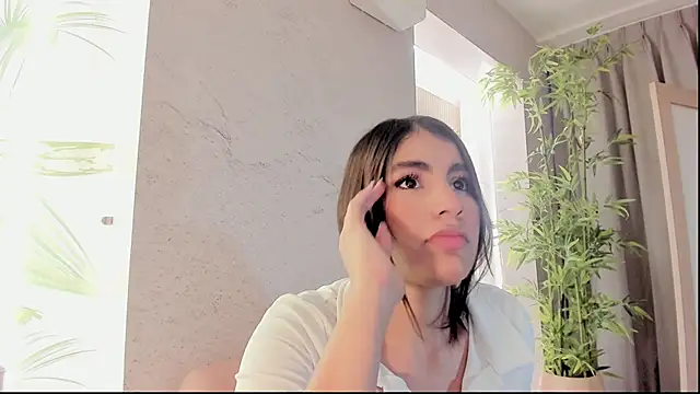 Snapshot of IsabelaStefano chatting on March 5, 2026, 3:13 am IsabelaStefano online show from March 5, 2026, 3:13 am