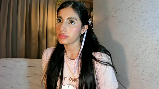 Snapshot of IsabelaStefano chatting on July 17, 2026, 3:24 am IsabelaStefano online show from July 17, 2026, 3:24 am