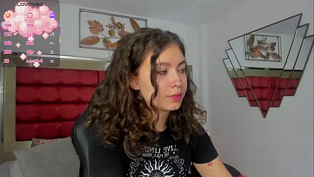 MarieTaylor  online show from February 8, 2026, 6:33 pm