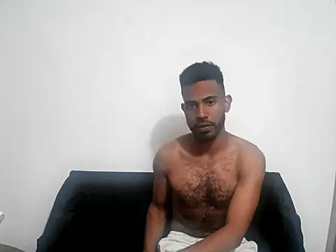 alberthot11 online show from March 31, 2026, 10:32 pm