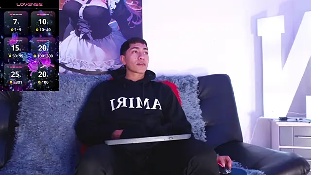 ATLASVANDRAKE online show from November 24, 2025, 8:52 pm