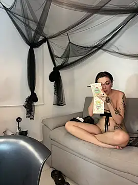 Alice Dark21 online show from March 18, 2026, 3:20 am