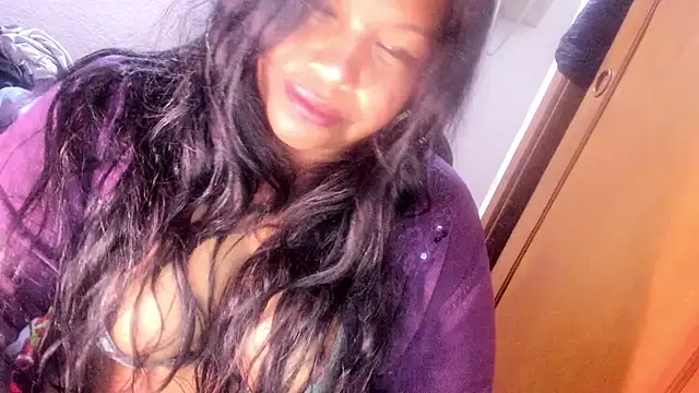 Snapshot of ebonycamelia chatting on May 29, 2026, 11:03 pm ebonycamelia online show from May 29, 2026, 11:03 pm