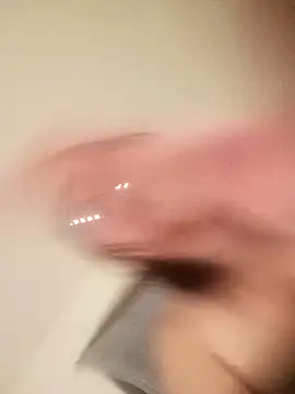 Snapshot of living420 chatting on November 29, 2025, 8:06 am living420 online show from November 29, 2025, 8:06 am