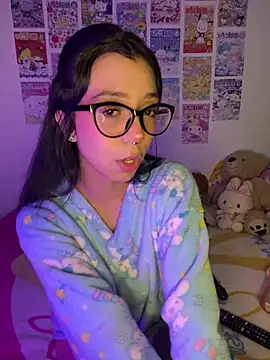 Valen-Foxx1 online show from December 19, 2025, 6:09 am