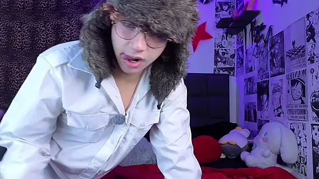 Apolo Ushi online show from November 28, 2025, 1:14 pm