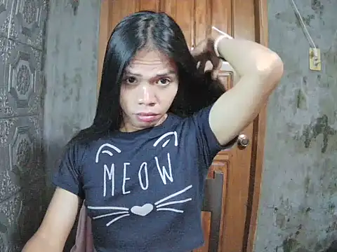 Snapshot of asian_reyanxxx chatting on April 27, 2026, 3:32 pm asian reyanxxx online show from April 27, 2026, 3:32 pm