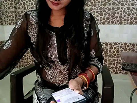 Sassy Shanvi online show from April 3, 2026, 1:03 am