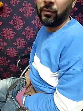 Cute Lucky online show from November 19, 2025, 12:16 pm