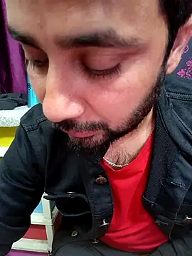 Cute Lucky online show from February 1, 2026, 7:34 pm