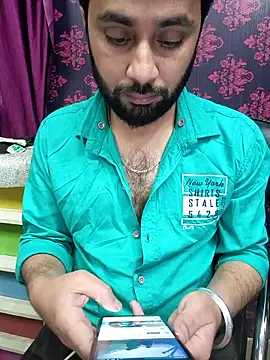 Cute Lucky online show from February 9, 2026, 10:41 am