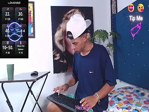 crissex3 online show from March 17, 2026, 11:46 am