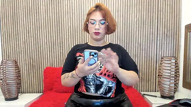 Snapshot of MillyHotsoon chatting on May 7, 2026, 3:12 am MillyHotsoon online show from May 7, 2026, 3:12 am