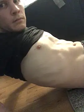 Spielzeugtwink online show from February 11, 2026, 10:59 pm