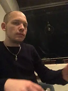 Spielzeugtwink online show from May 20, 2026, 11:00 pm