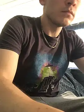 Spielzeugtwink online show from July 23, 2026, 4:27 pm
