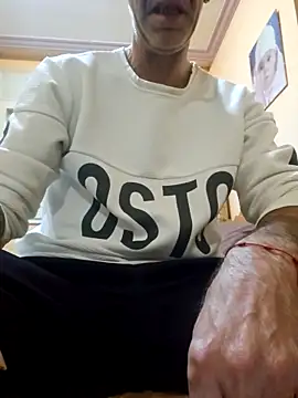 Snapshot of CDY74 chatting on November 26, 2025, 11:06 pm CDY74 online show from November 26, 2025, 11:06 pm