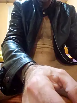 Snapshot of CDY74 chatting on December 20, 2025, 9:44 pm CDY74 online show from December 20, 2025, 9:44 pm