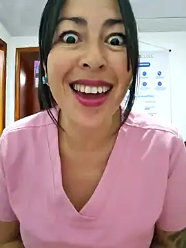 JustSamantha  online show from January 13, 2026, 10:48 pm