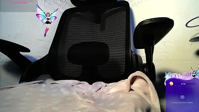 Snapshot of chleo_rosse chatting on June 11, 2026, 2:53 am chleo rosse online show from June 11, 2026, 2:53 am