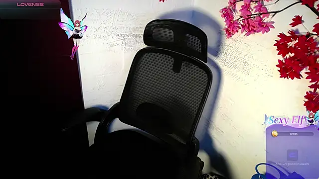 Snapshot of chleo_rosse chatting on June 19, 2026, 1:04 pm chleo rosse online show from June 19, 2026, 1:04 pm