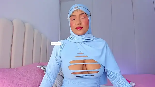 Snapshot of Amira-Zahra chatting on May 11, 2026, 9:56 pm Amira-Zahra online show from May 11, 2026, 9:56 pm