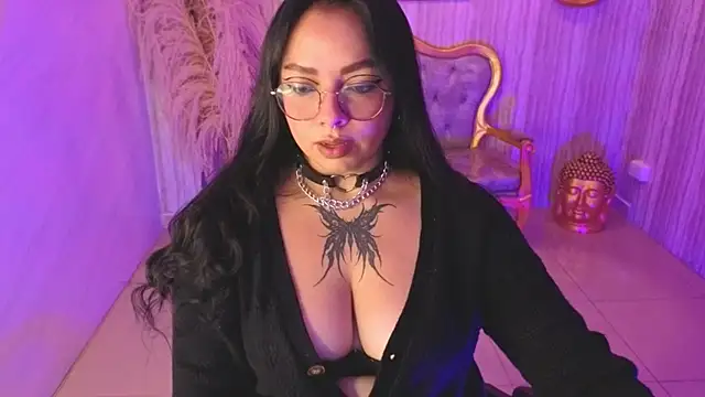 lexie s online show from December 16, 2025, 8:14 pm