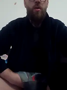 CoupleGoat online show from March 18, 2026, 1:42 am