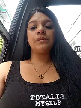 Layla-daring online show from May 3, 2026, 7:20 pm