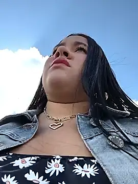 Kendra-daring online show from April 25, 2026, 7:44 pm