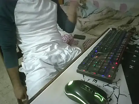 caiomurdock online show from November 27, 2025, 12:24 am