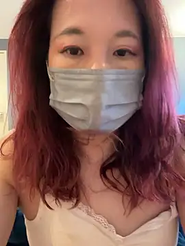 nana na425 online show from February 4, 2026, 12:49 am