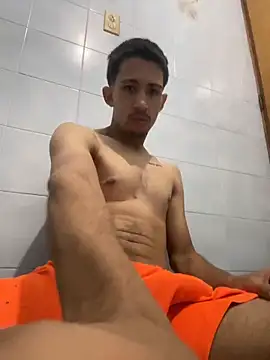 charlie bass online show from December 18, 2025, 4:24 pm