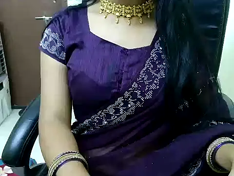 Snapshot of cute_girl_81 chatting on November 28, 2025, 11:57 am cute girl 81 online show from November 28, 2025, 11:57 am