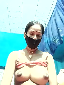 Nandani-758 online show from July 5, 2026, 11:23 pm