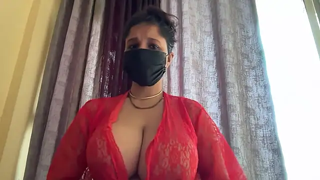 Snapshot of Smita_silk69 chatting on June 27, 2026, 6:29 am Smita silk69 online show from June 27, 2026, 6:29 am