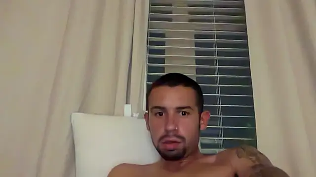 Snapshot of sethhtx713 chatting on November 22, 2025, 1:26 am sethhtx713 online show from November 22, 2025, 1:26 am