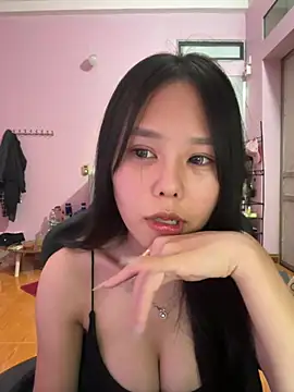 Snapshot of Kiee-lee chatting on July 28, 2026, 8:52 pm Kiee-lee online show from July 28, 2026, 8:52 pm