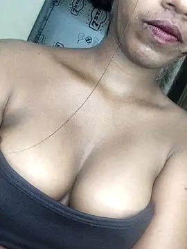 Simran 0011 online show from March 1, 2026, 3:47 pm