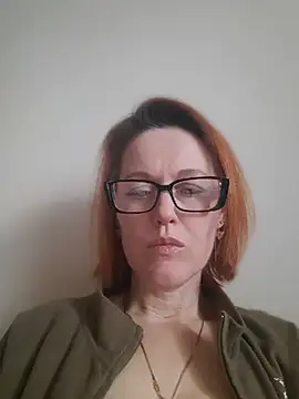 LanaOlbenst online show from April 26, 2026, 3:42 pm