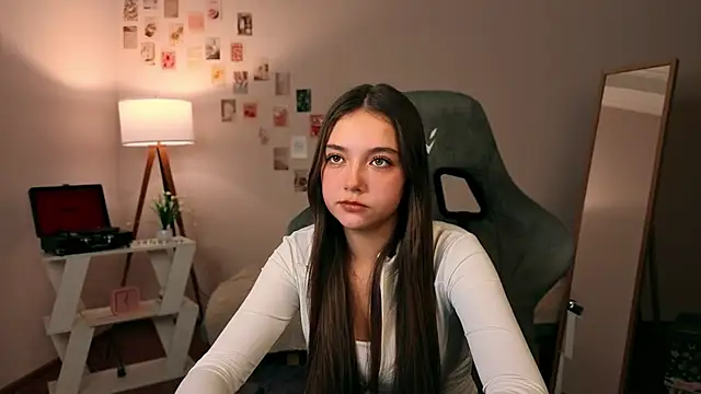 Vexorine online show from November 21, 2025, 8:18 pm