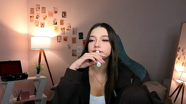 Vexorine online show from February 23, 2026, 7:22 pm