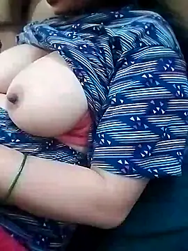 Priya Sharma04 online show from February 5, 2026, 7:40 pm