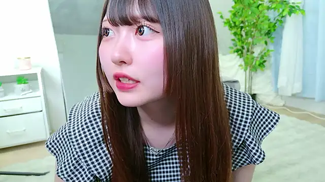Snapshot of _Sakura_F chatting on April 17, 2026, 5:49 pm Sakura F online show from April 17, 2026, 5:49 pm