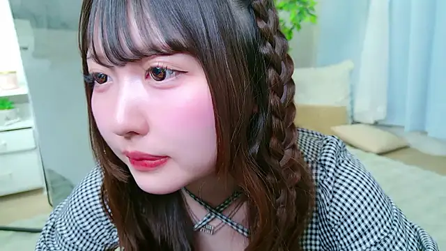 Snapshot of _Sakura_F chatting on May 2, 2026, 6:13 pm Sakura F online show from May 2, 2026, 6:13 pm