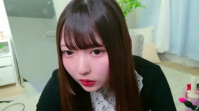 Snapshot of _Sakura_F chatting on May 8, 2026, 5:51 pm Sakura F online show from May 8, 2026, 5:51 pm