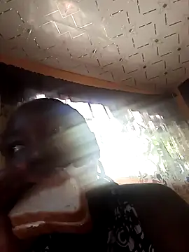 Snapshot of RipePolska chatting on December 15, 2025, 1:48 pm RipePolska online show from December 15, 2025, 1:48 pm