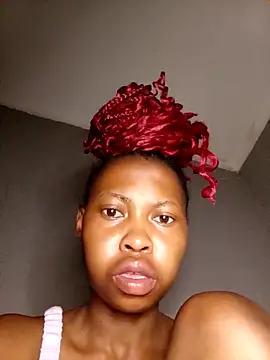 Sweethoneypot25 online show from February 13, 2026, 11:01 pm