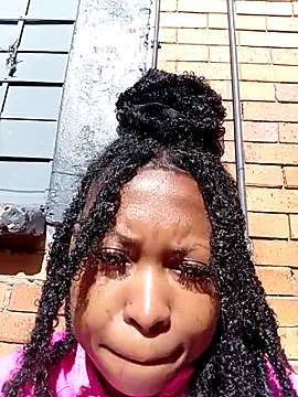 Sweethoneypot25 online show from June 29, 2026, 9:48 am