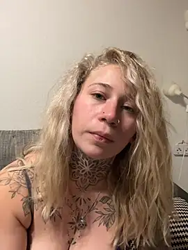 Antoniia69 online show from January 12, 2026, 4:45 pm